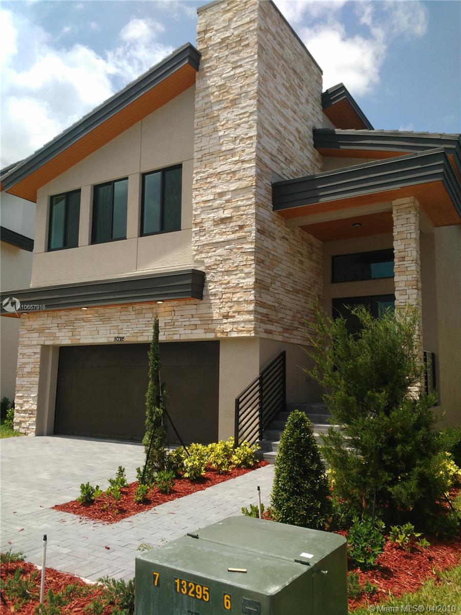 PINNACLE AT GRAND BAY - Residential Lease