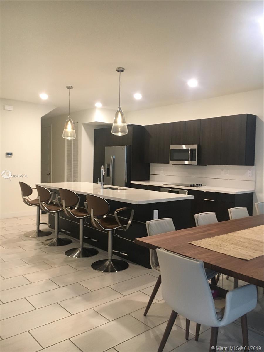PINNACLE AT GRAND BAY - Residential Lease