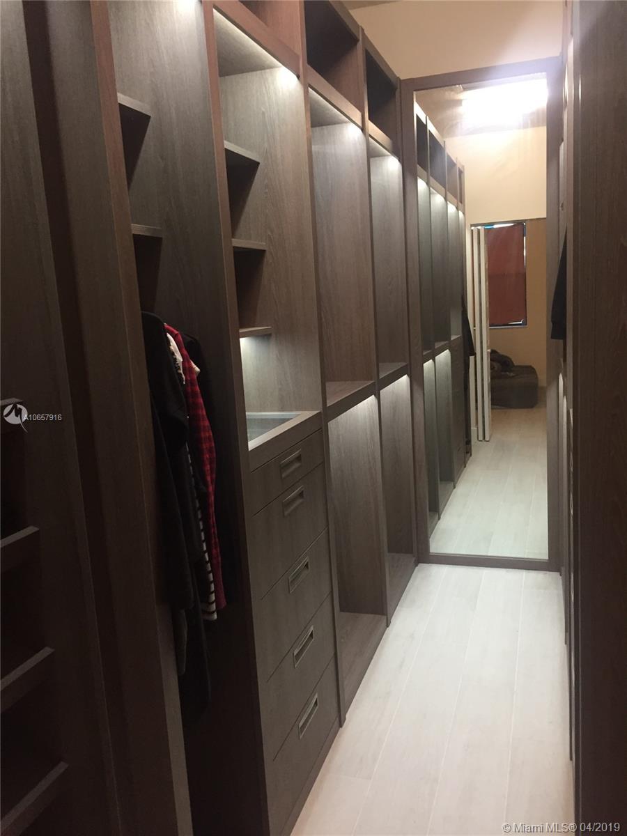 PINNACLE AT GRAND BAY - Residential Lease
