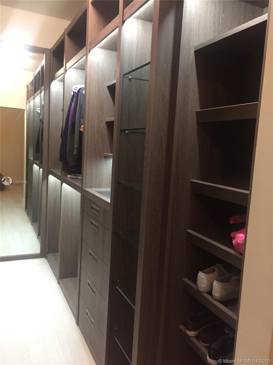 PINNACLE AT GRAND BAY - Residential Lease
