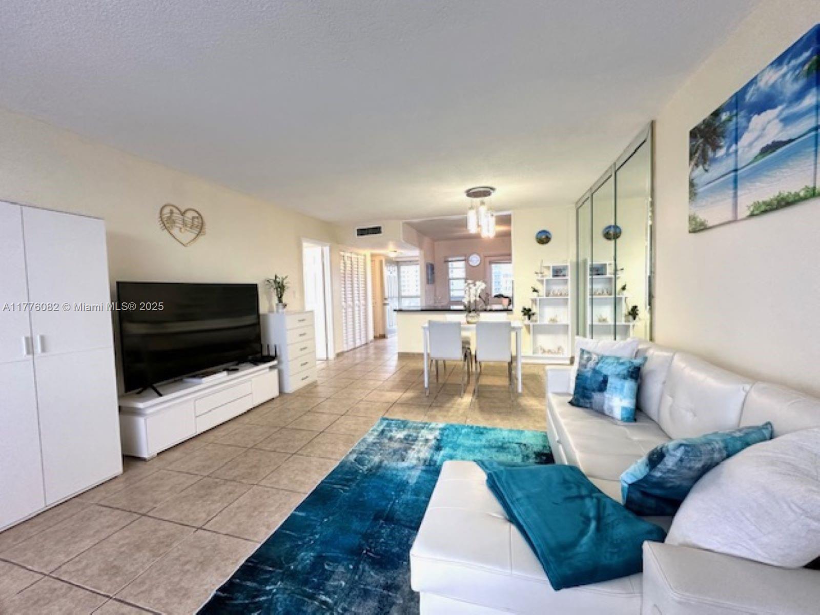 ISLANDS-MARTINIQUE CONDO - Residential