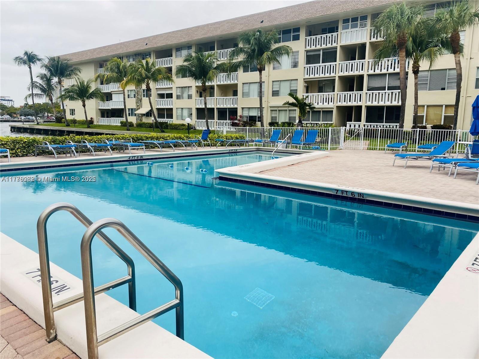 ISLANDS-MARTINIQUE CONDO - Residential