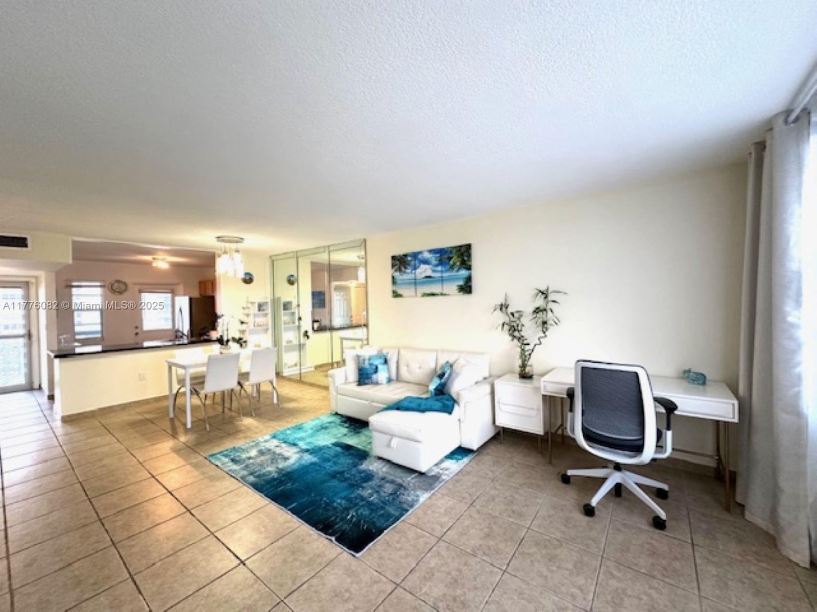 ISLANDS-MARTINIQUE CONDO - Residential