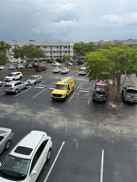 8345 Sunrise Lakes Blvd 312 Sunrise FL 33322