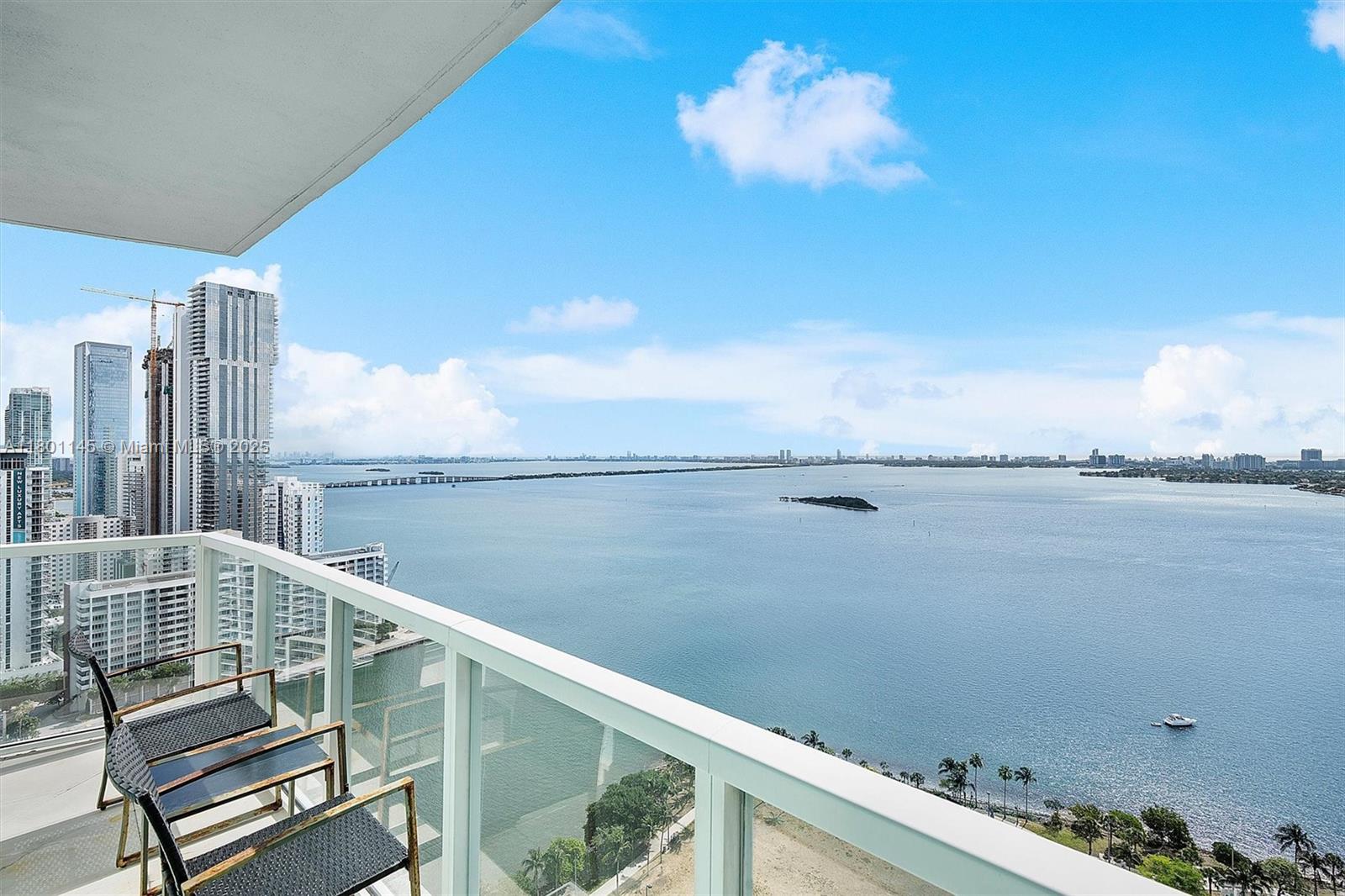 Property for Sale at 1900 N Bayshore Dr 2915, Miami, Broward County, Florida - Bedrooms: 2 
Bathrooms: 3  - $749,000