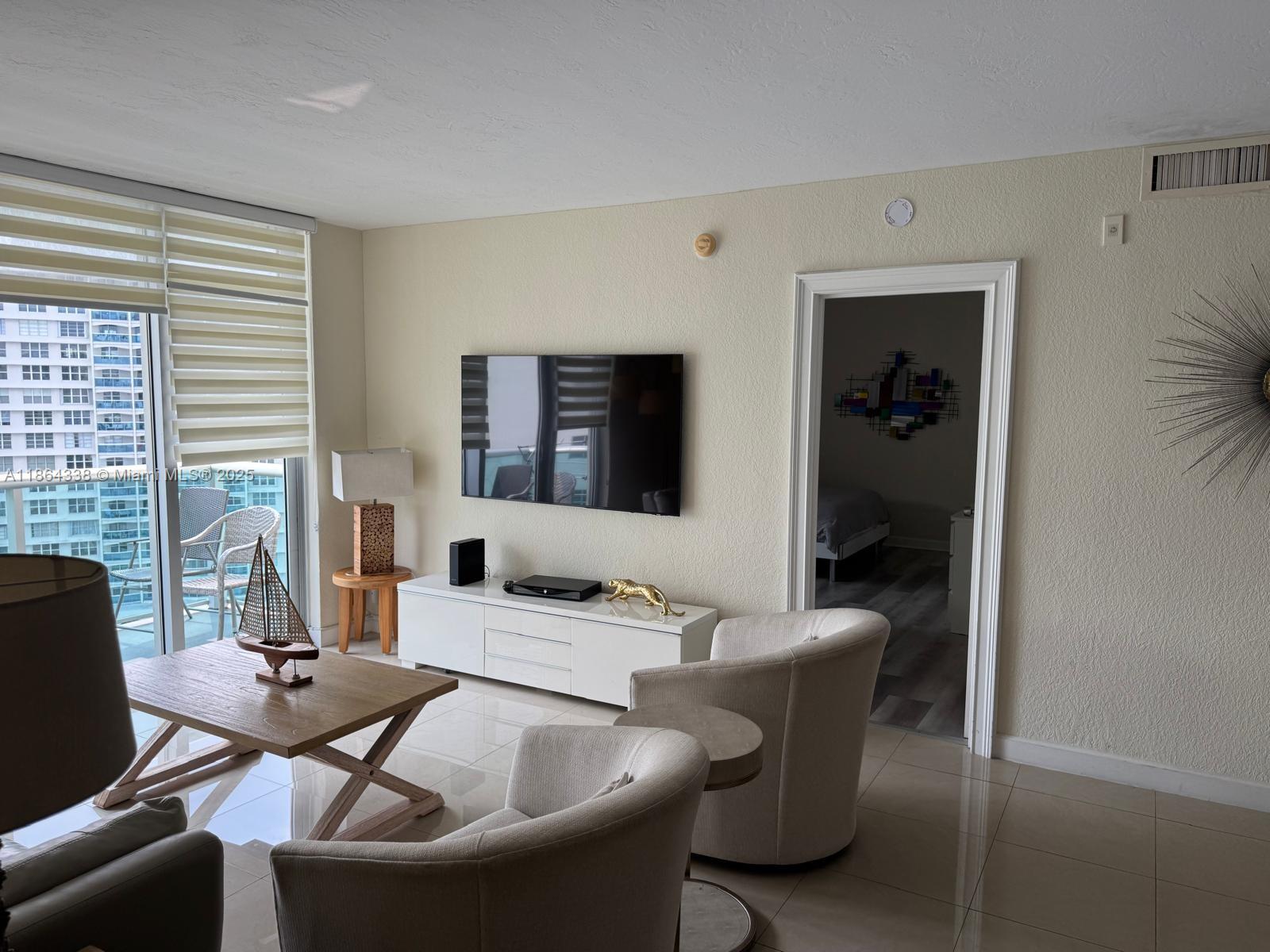 3801 S Ocean Dr 14V