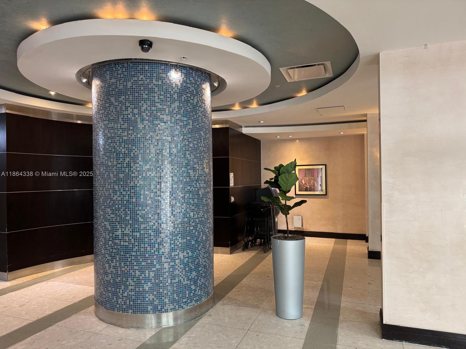 TIDES ON HOLLYWOOD BEACH - Residential