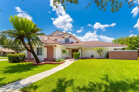 Photo of 400 NW 203rd Ave, Pembroke Pines, FL 33029 (MLS # A11380959)