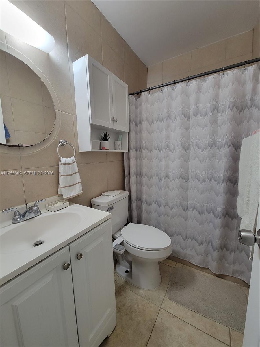 SWEETWATER GROVES .14 AC - Residential Income