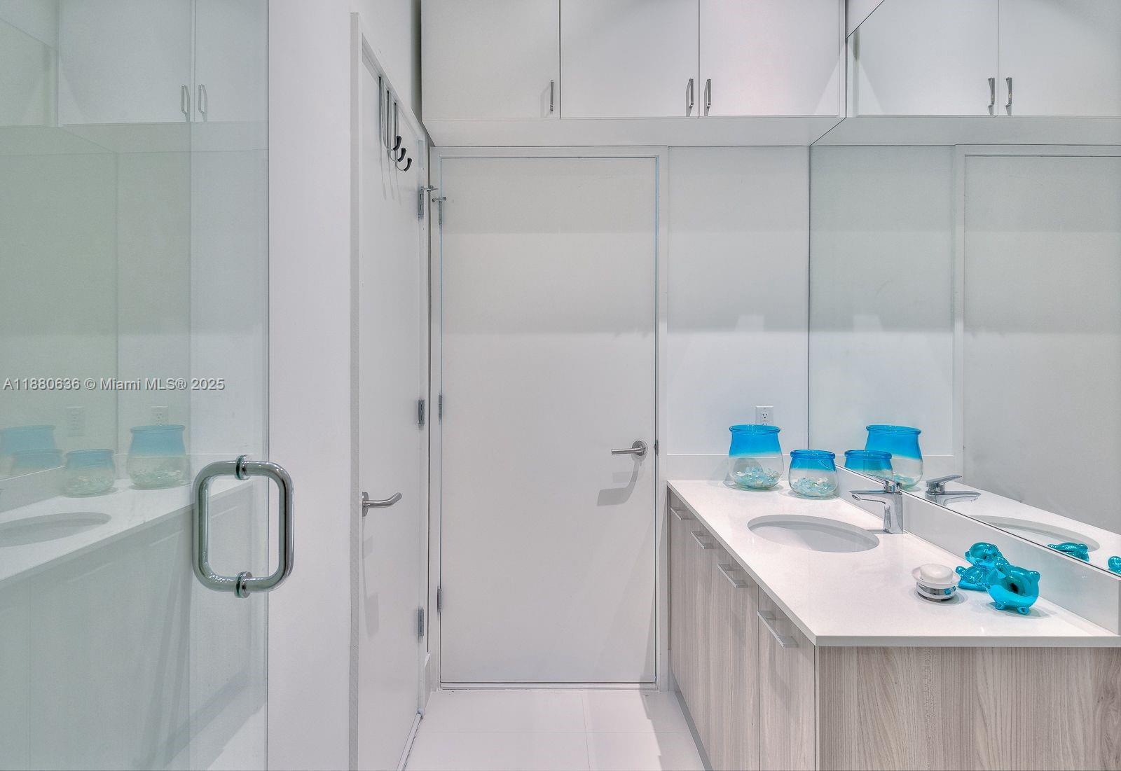 PARAISO BAYVIEWS CONDO - Residential