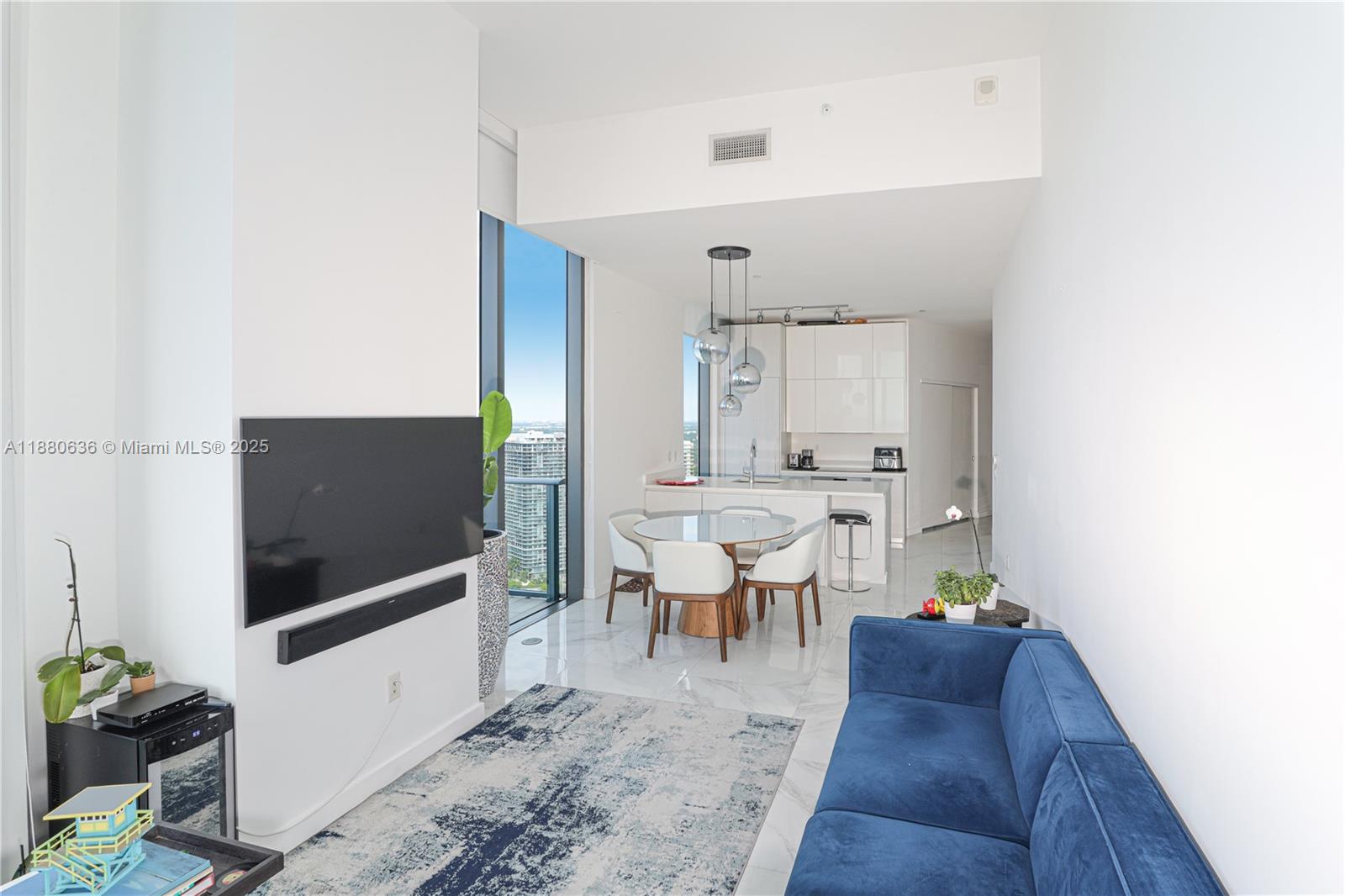 501 NE 31st St 4008