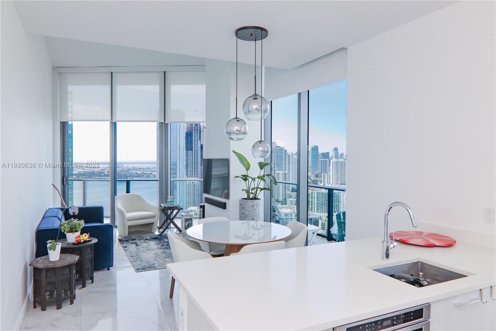 PARAISO BAYVIEWS CONDO - Residential