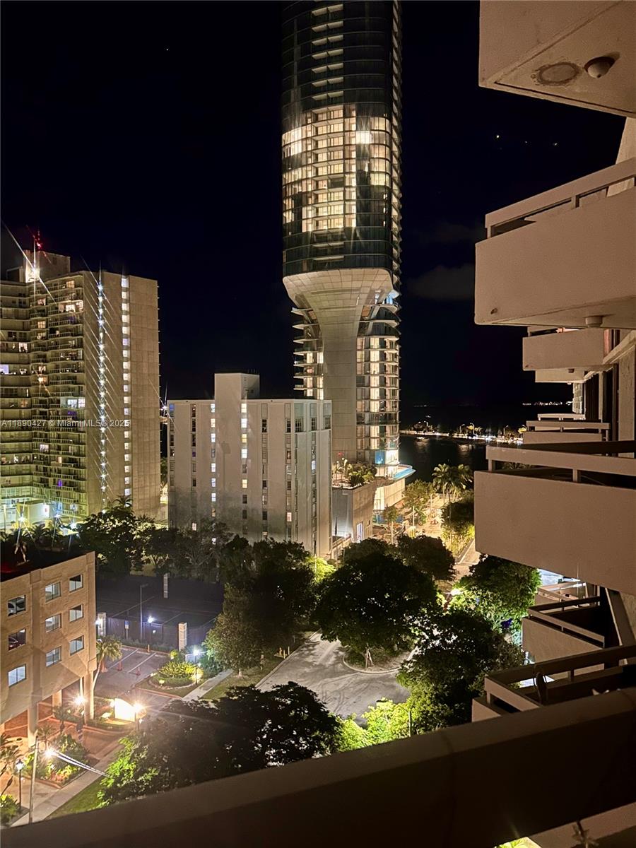 BRICKELL PARK CONDO - Residential