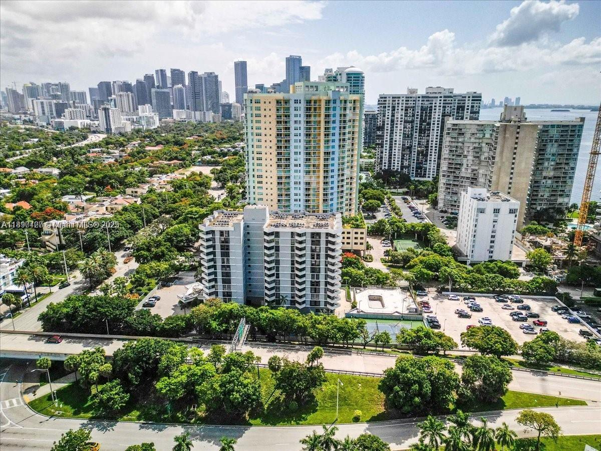 BRICKELL PARK CONDO - Residential