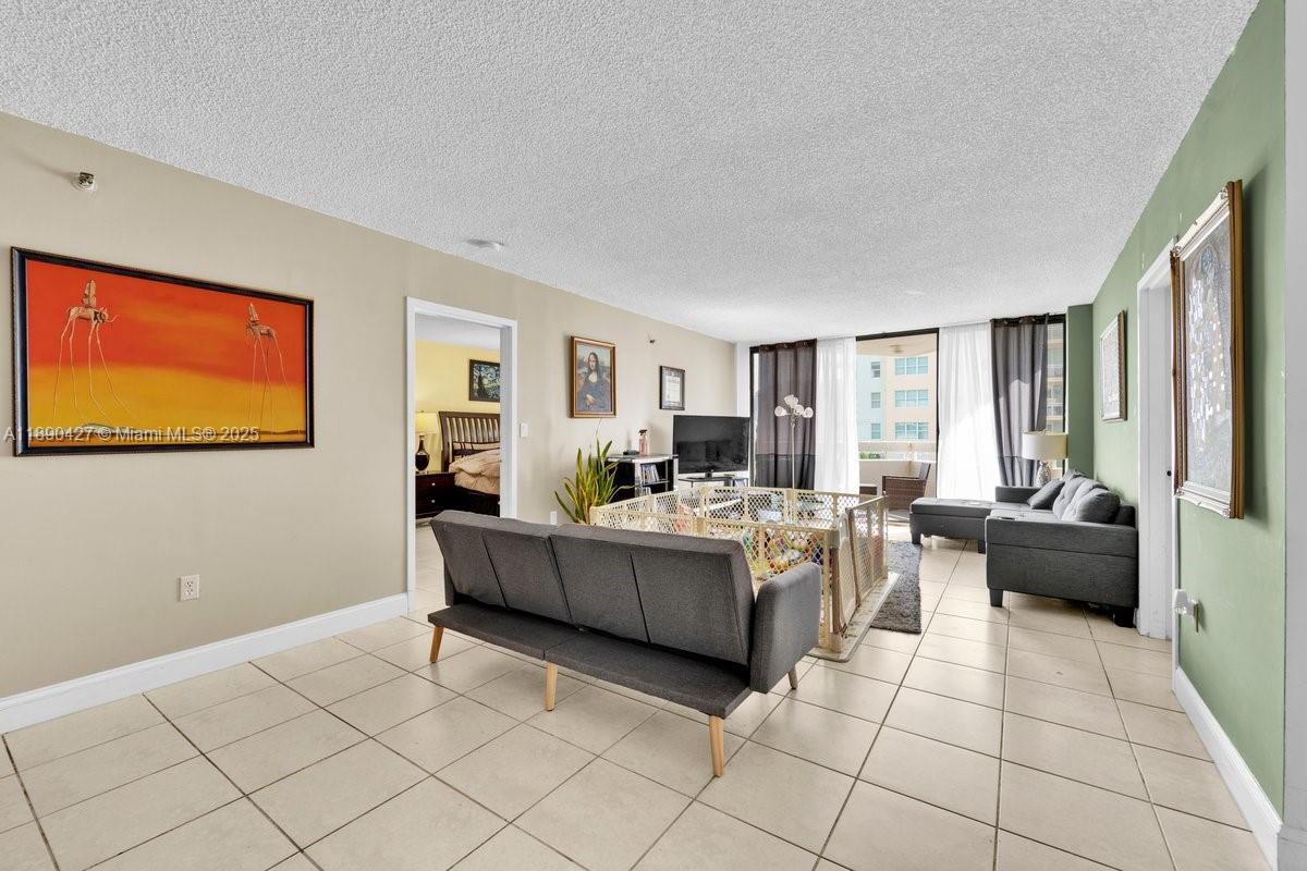 BRICKELL PARK CONDO - Residential
