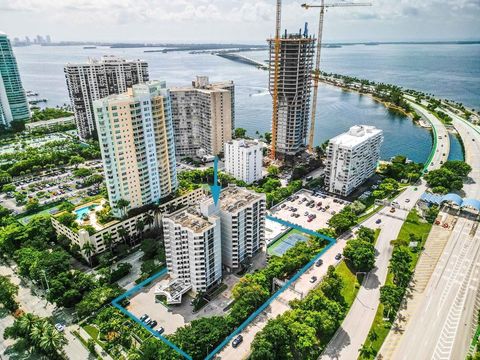 2501 Brickell Ave 1103 Miami FL 33129