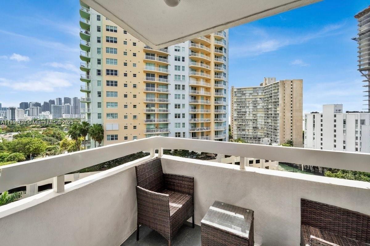 BRICKELL PARK CONDO - Residential