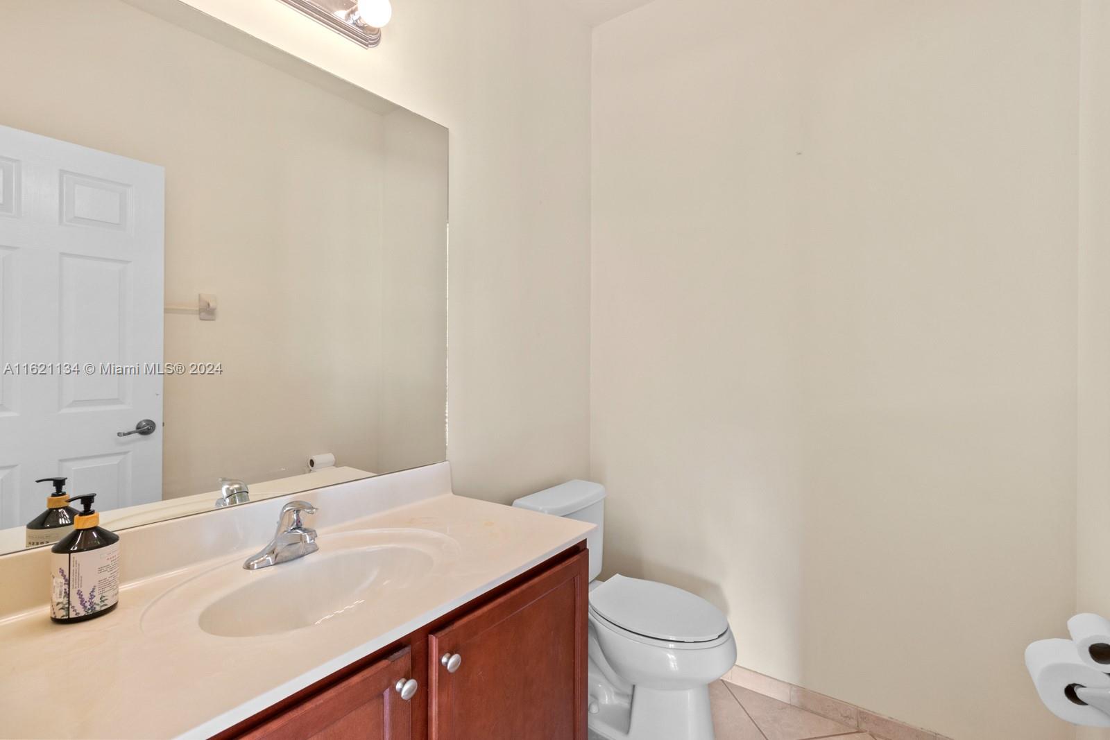 CENTURY GARDENS AT TAMIAM - Residential Lease