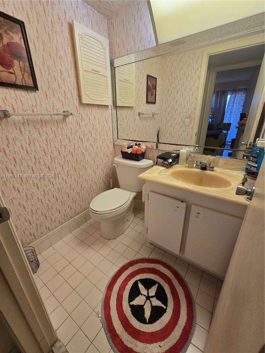 NEW HAMPTON AT CENTURY VI - Residential