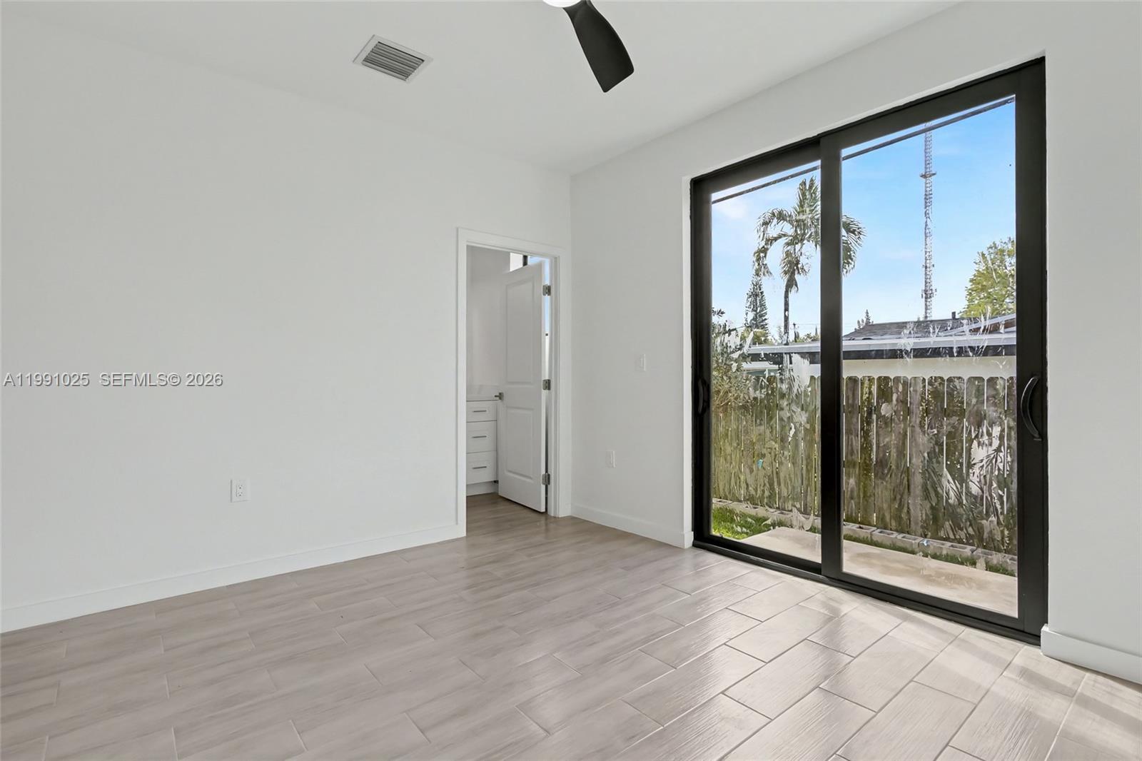 SUN LAND PARK - Residential Income