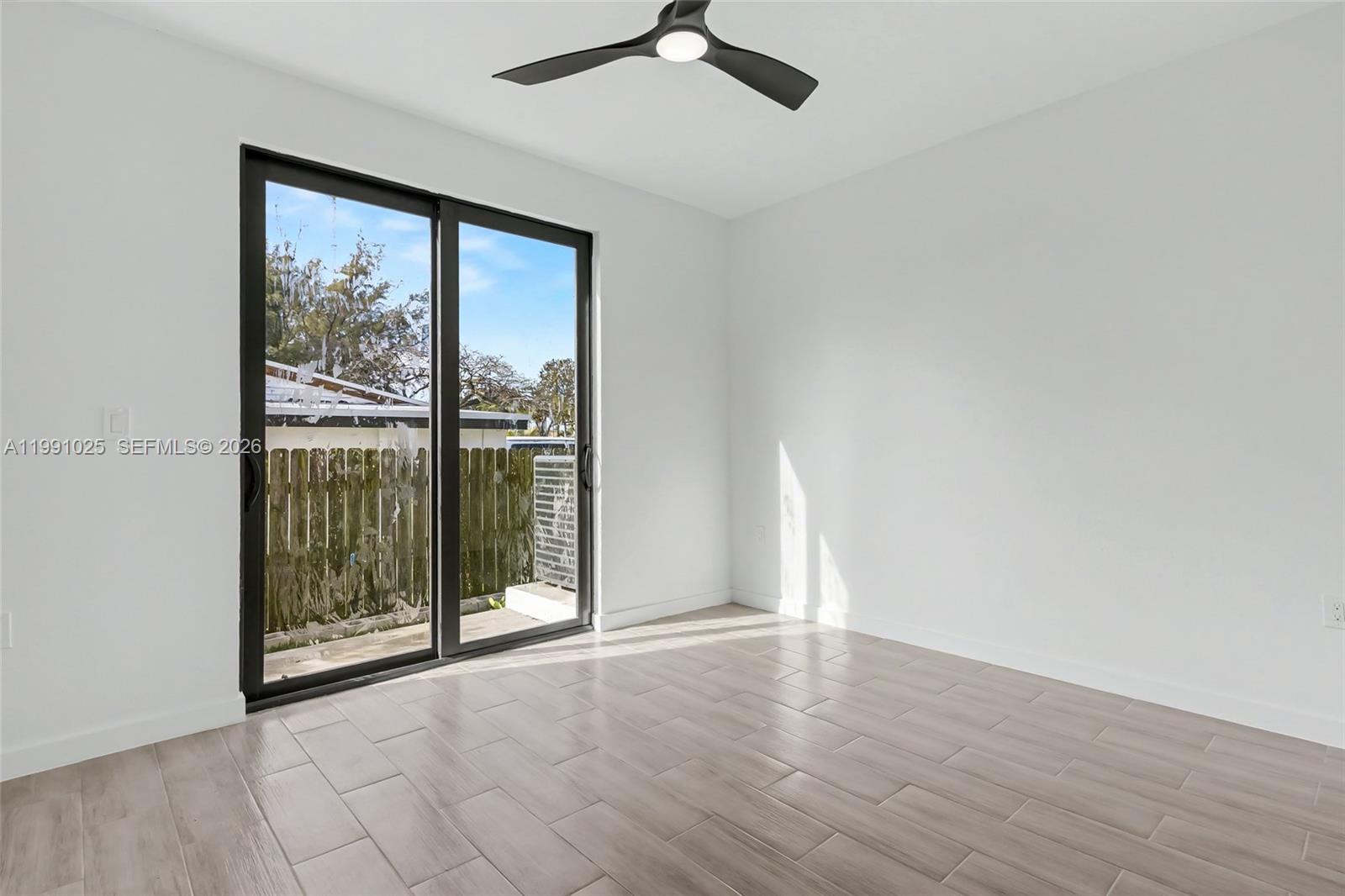 SUN LAND PARK - Residential Income