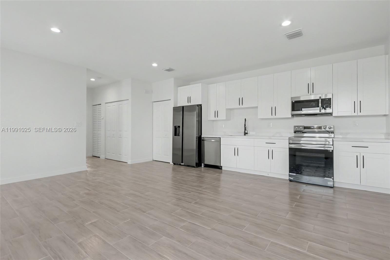 SUN LAND PARK - Residential Income