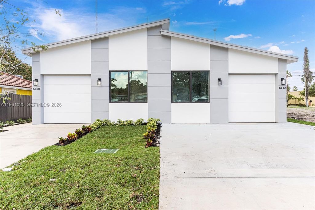 Photo of 6140 SW 39th St, Miramar, FL 33023 (MLS # A11991025)