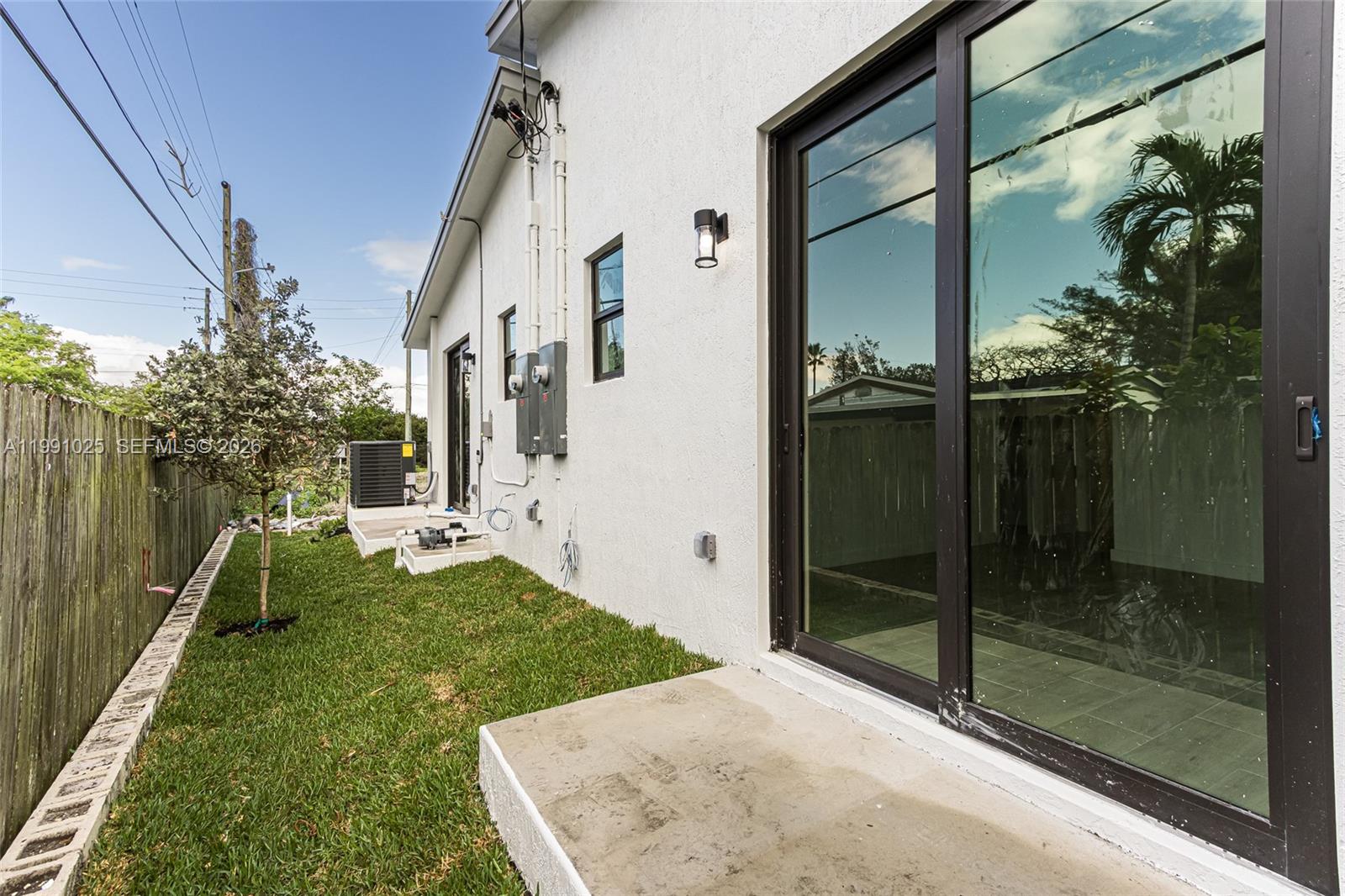 SUN LAND PARK - Residential Income