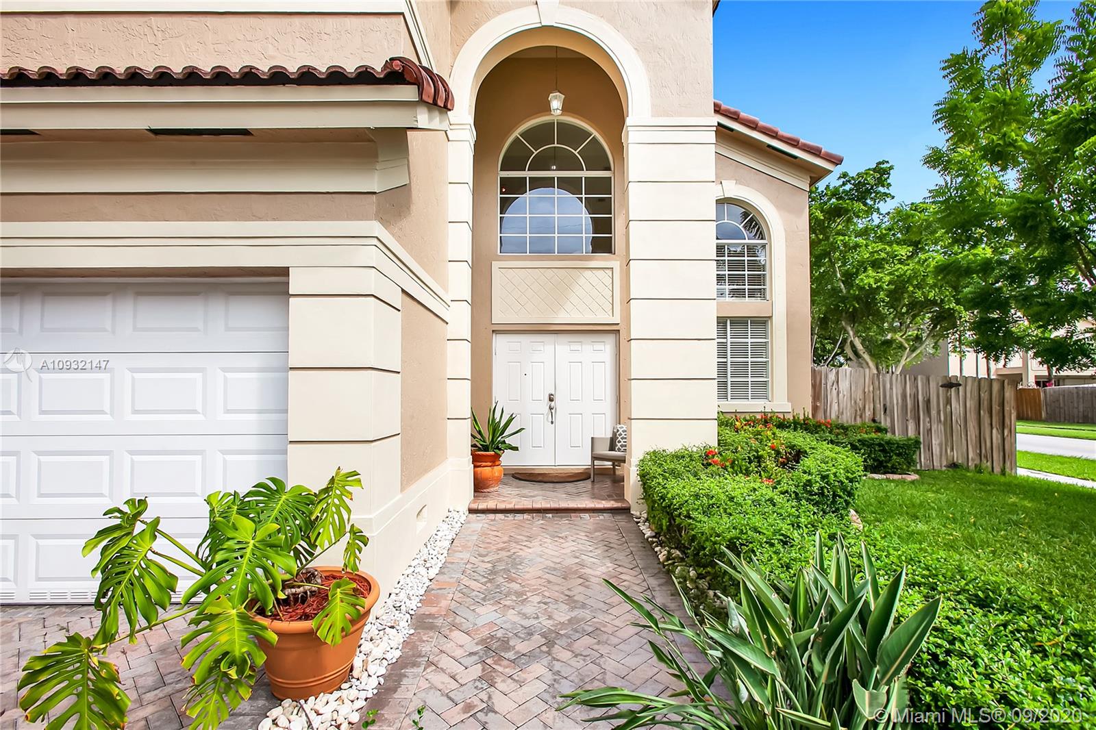 OAK CREEK SOUTH 1ST ADDN - Residential