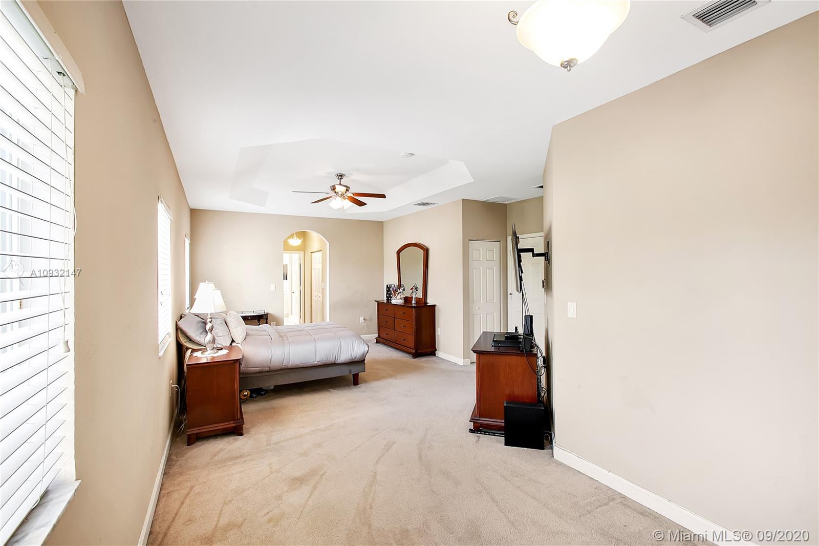 OAK CREEK SOUTH 1ST ADDN - Residential