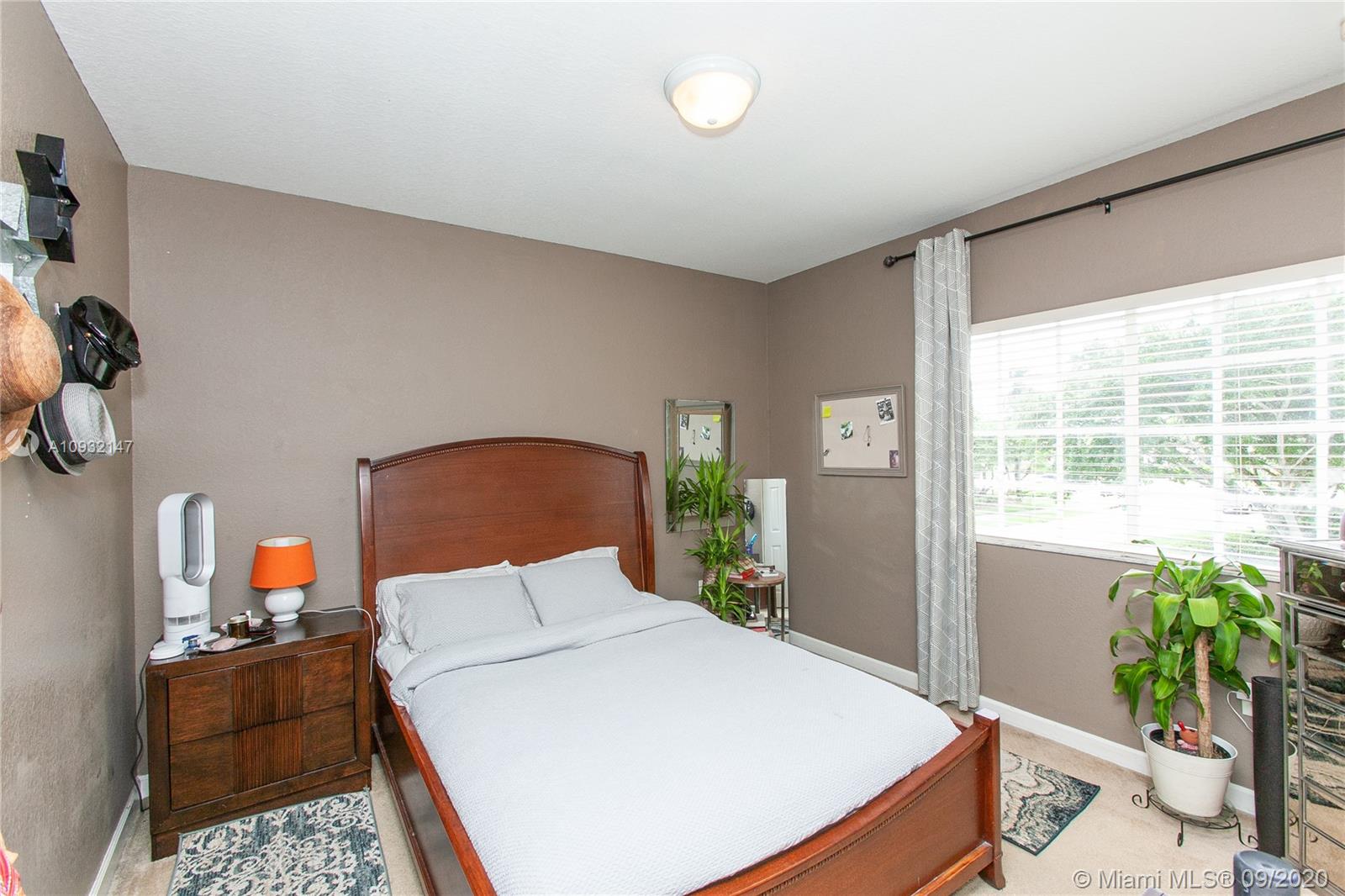 OAK CREEK SOUTH 1ST ADDN - Residential