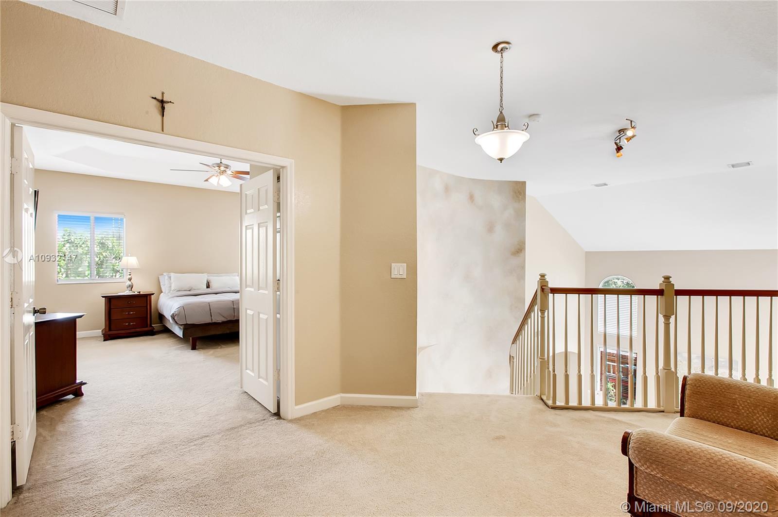 OAK CREEK SOUTH 1ST ADDN - Residential