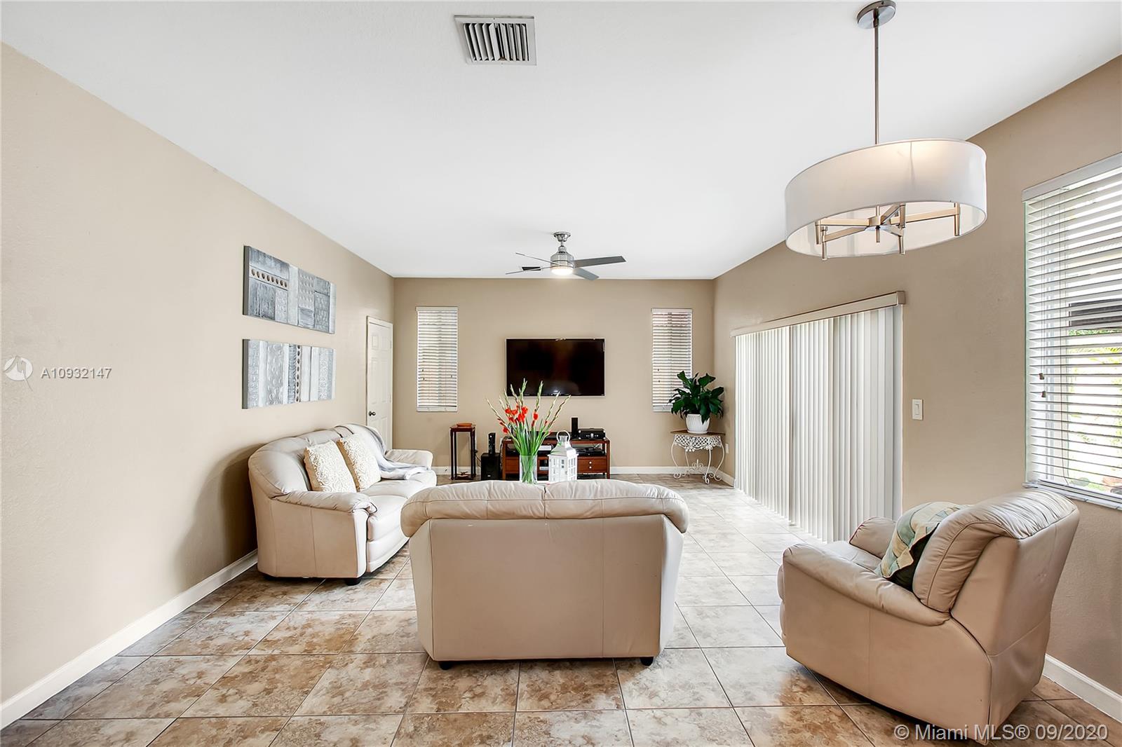 OAK CREEK SOUTH 1ST ADDN - Residential