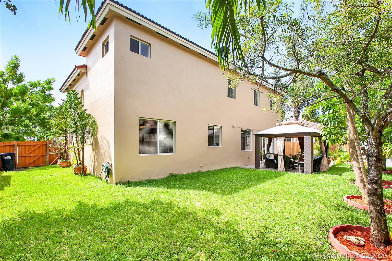 OAK CREEK SOUTH 1ST ADDN - Residential