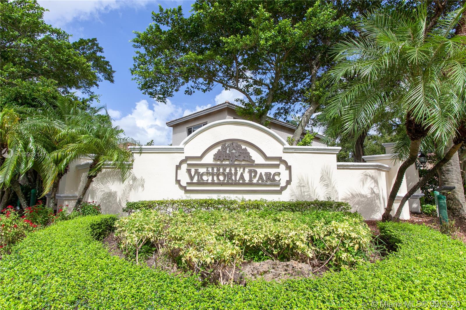 OAK CREEK SOUTH 1ST ADDN - Residential