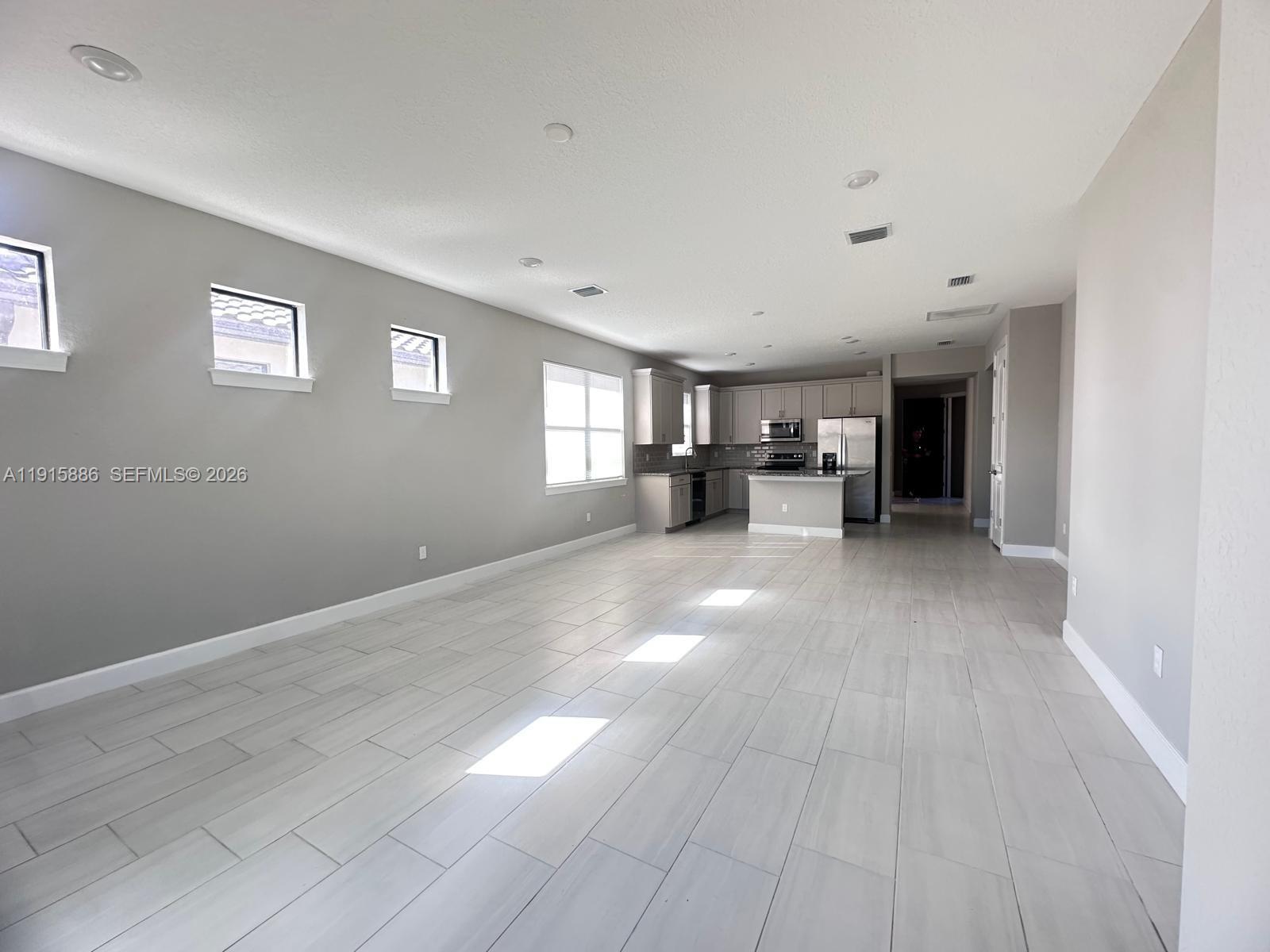 4016 Basket Oak Cir 4016