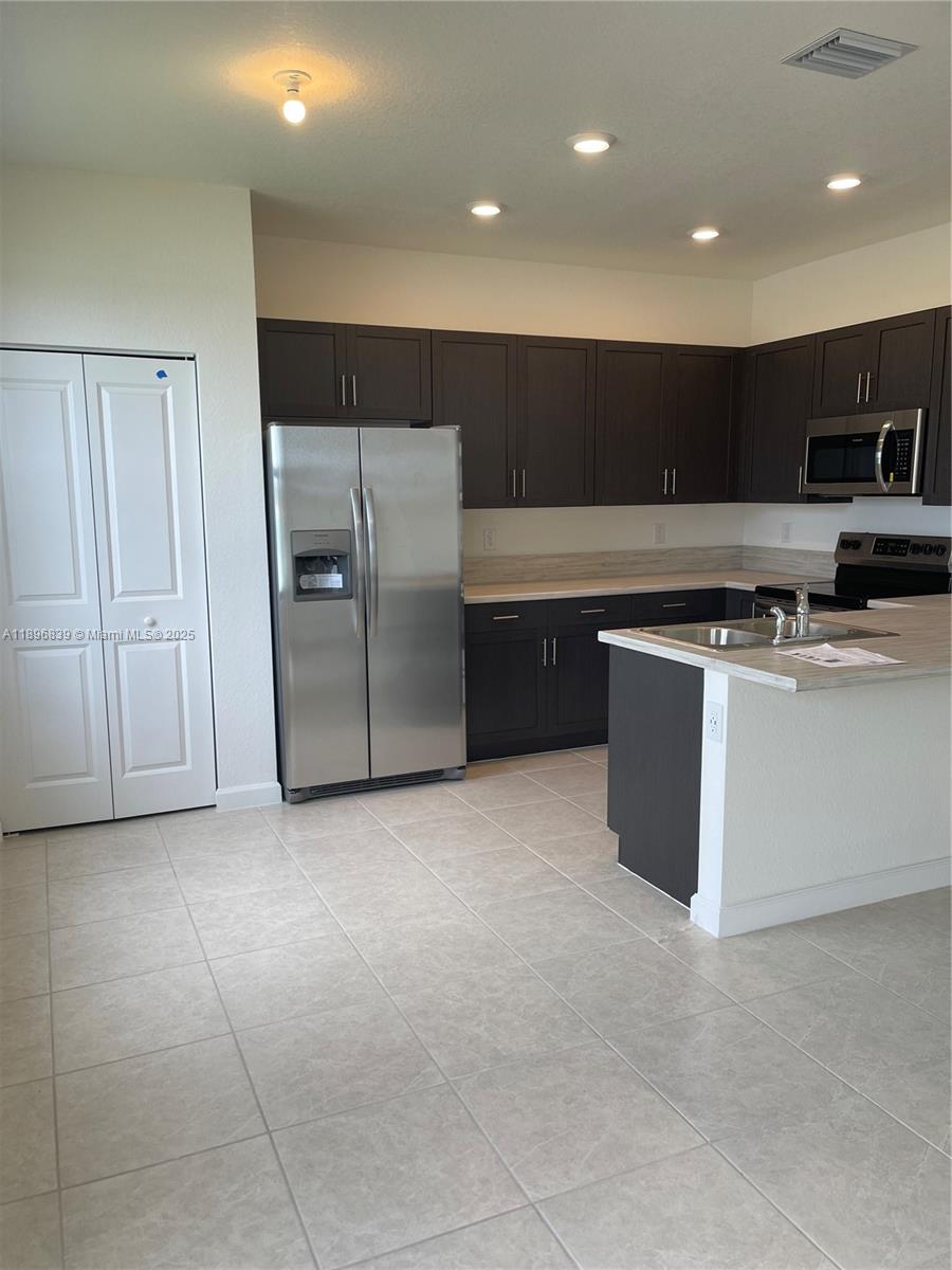 20588 NE 5th Pl -