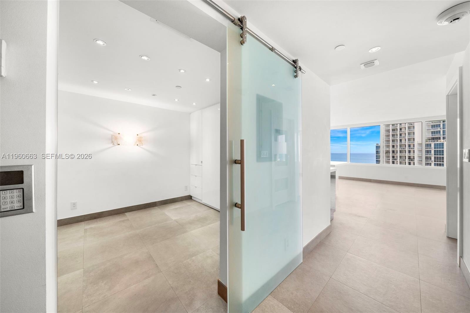 SOUTH POINTE TOWERS CONDO - Residential