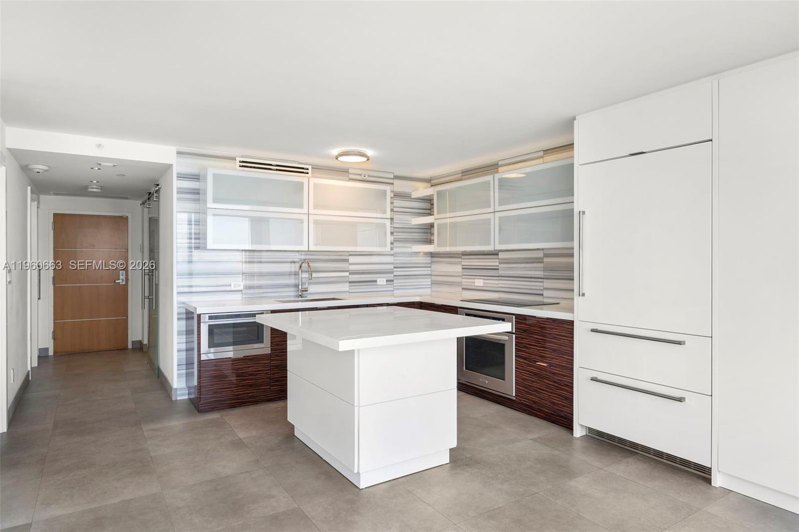 SOUTH POINTE TOWERS CONDO - Residential