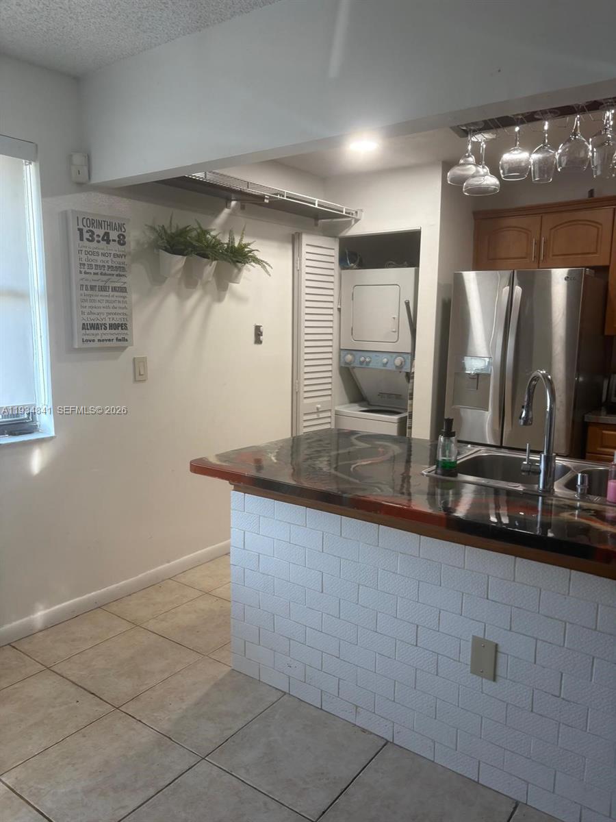 9980 NW 9th St Cir 204