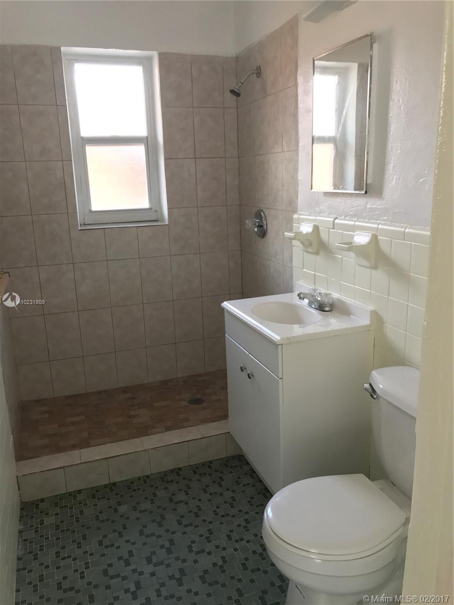 AMD PL BAY RIDGE - Residential Lease