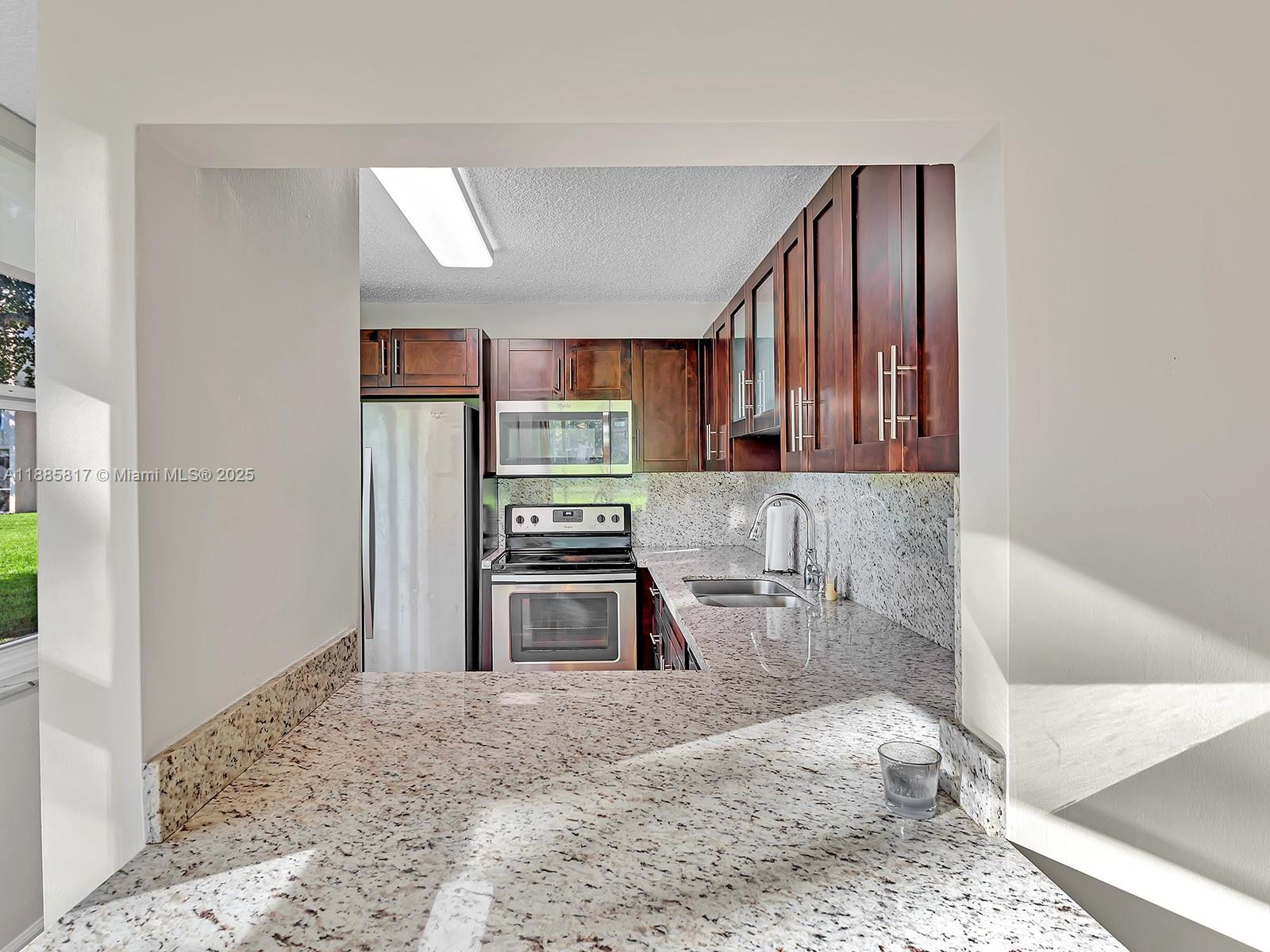 EVERGREEN SIX OF PINE ISL - Residential Lease