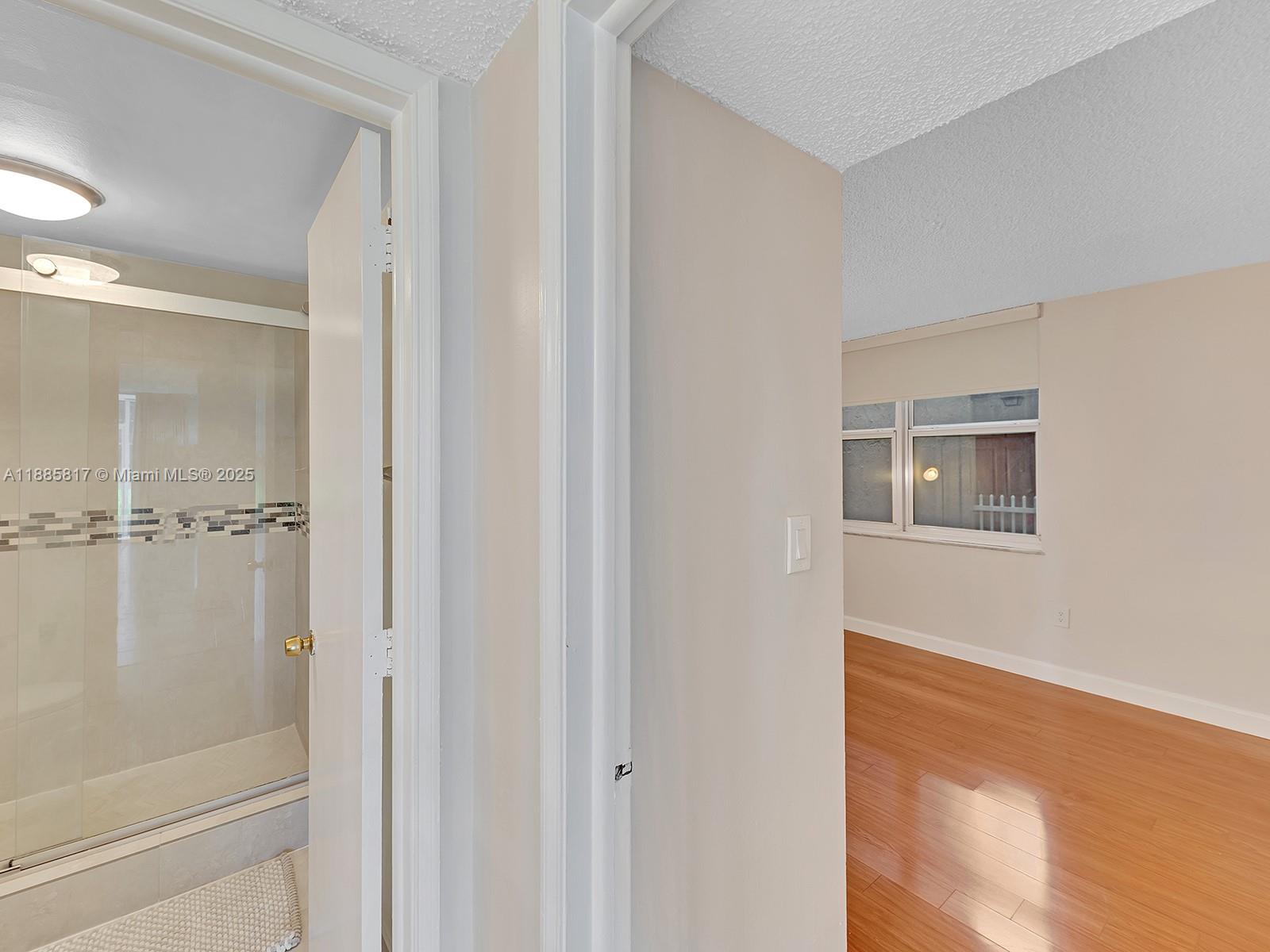 EVERGREEN SIX OF PINE ISL - Residential Lease