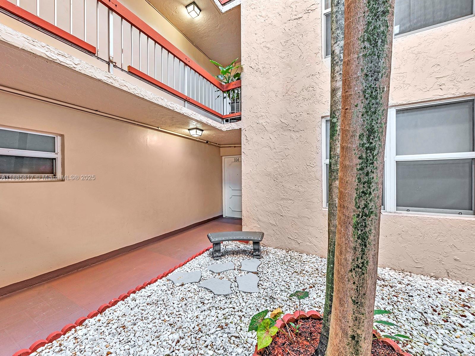 EVERGREEN SIX OF PINE ISL - Residential Lease