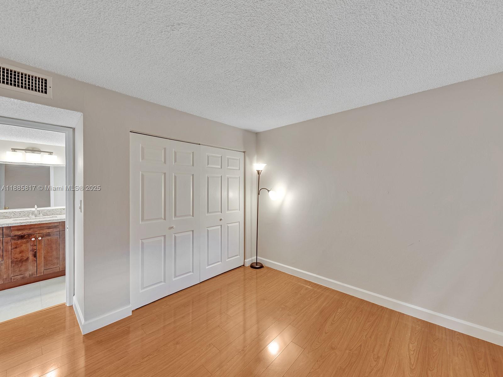 EVERGREEN SIX OF PINE ISL - Residential Lease