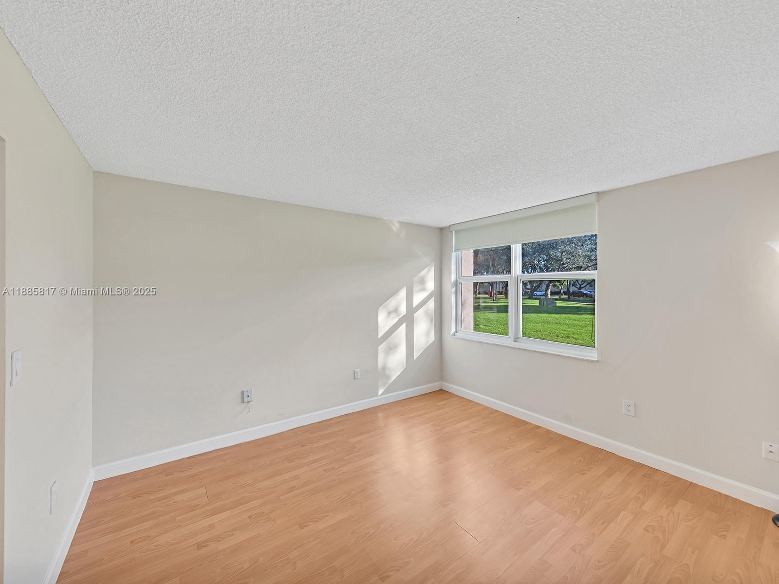EVERGREEN SIX OF PINE ISL - Residential Lease