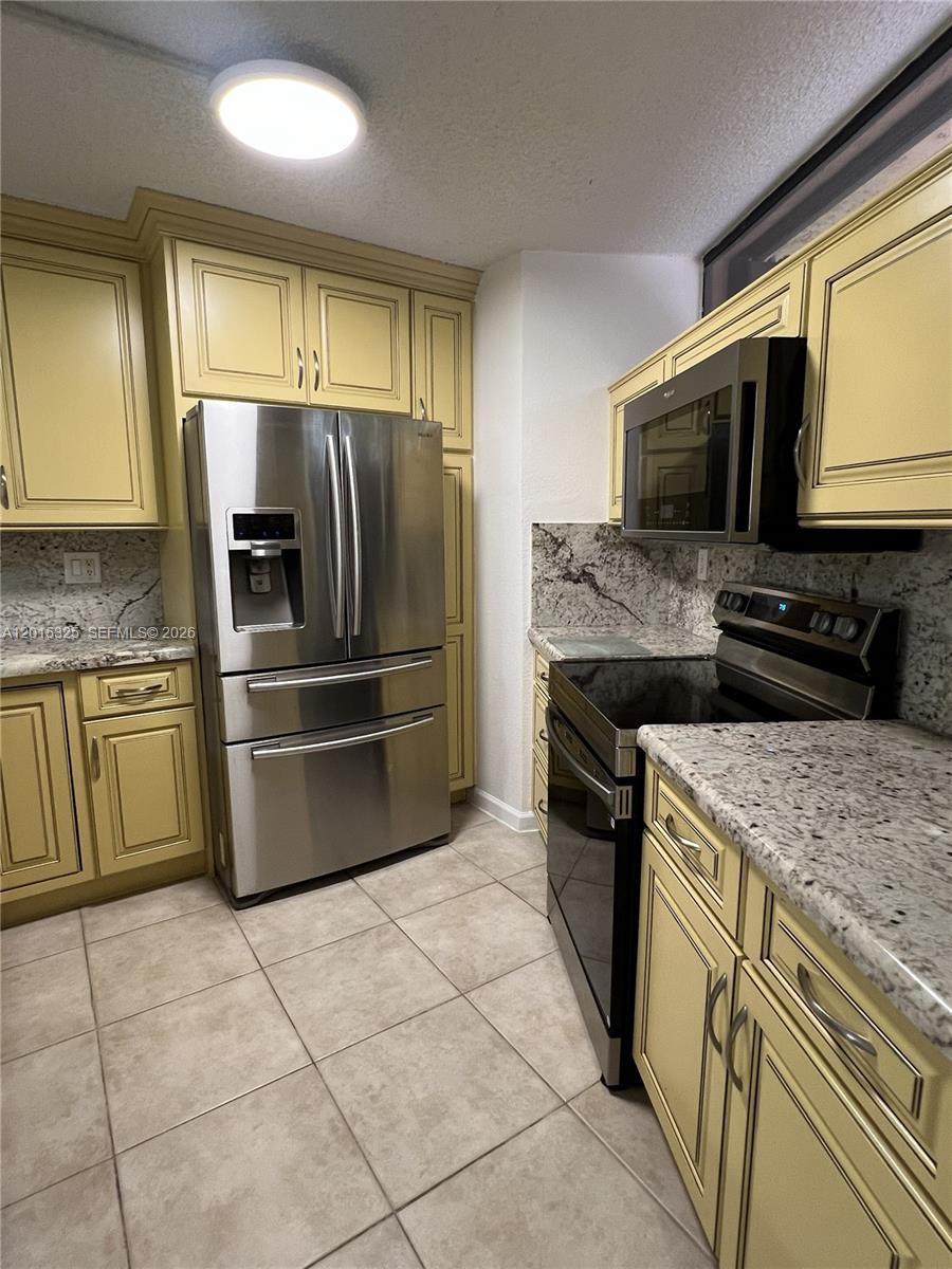 BOCA RIO NORTH - Residential
