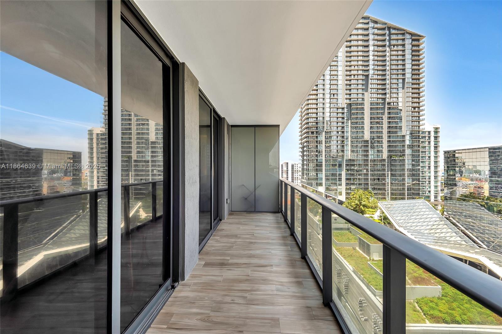 801 SMA RESIDENCES CONDO - Residential