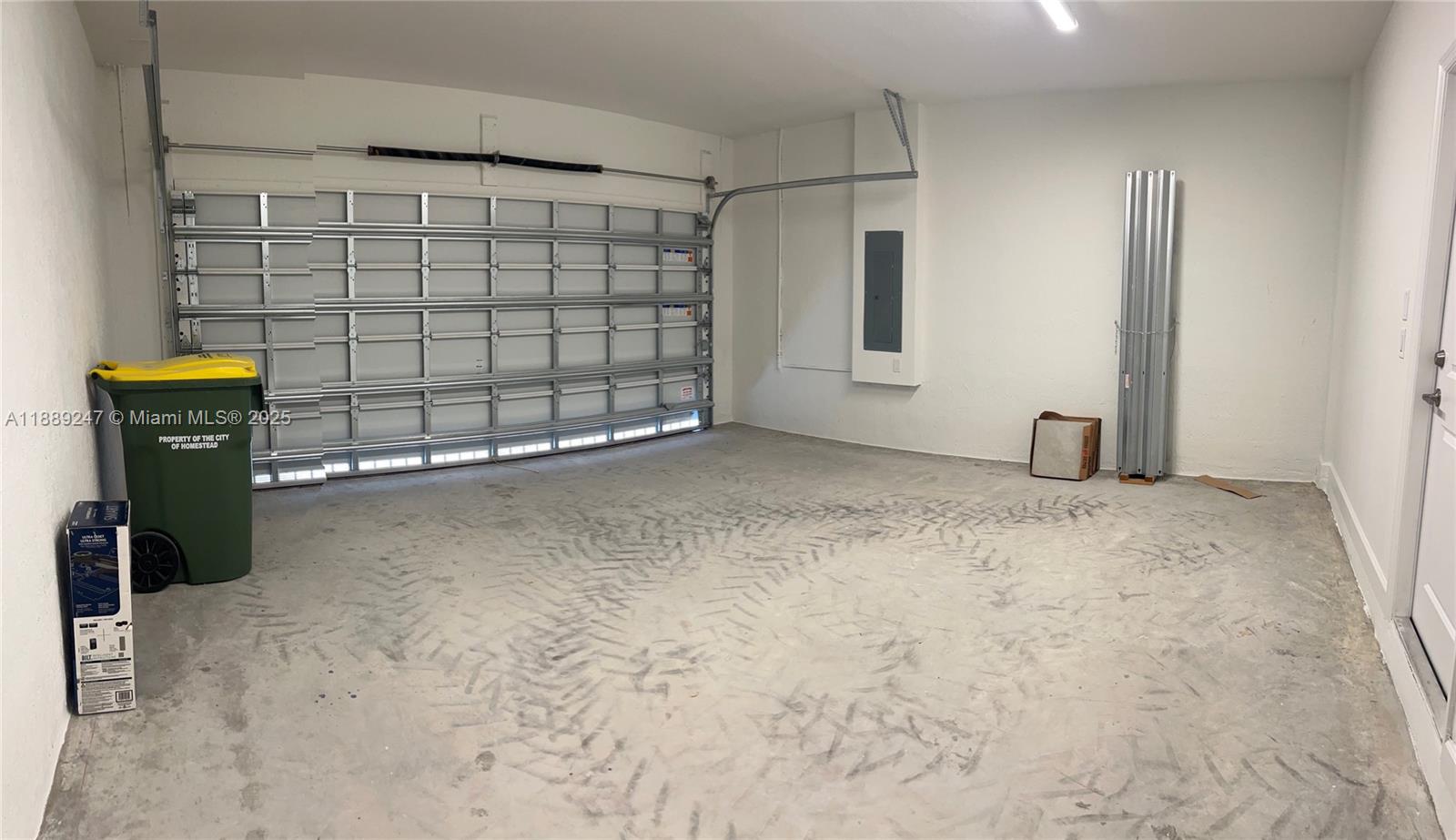 ALTAMIRA - Residential Lease