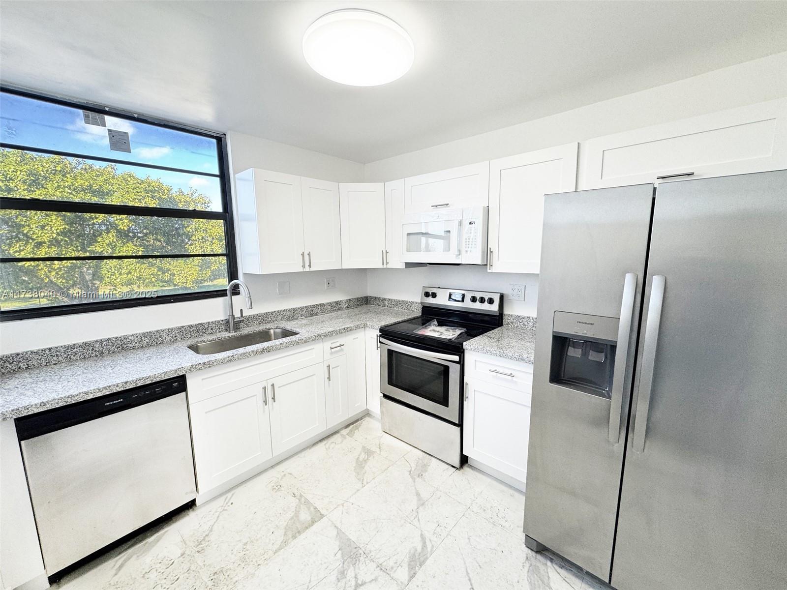 Rental Property at 1746 Nw 55th Ave 203, Lauderhill, Miami-Dade County, Florida - Bedrooms: 3 
Bathrooms: 3  - $2,550 MO.